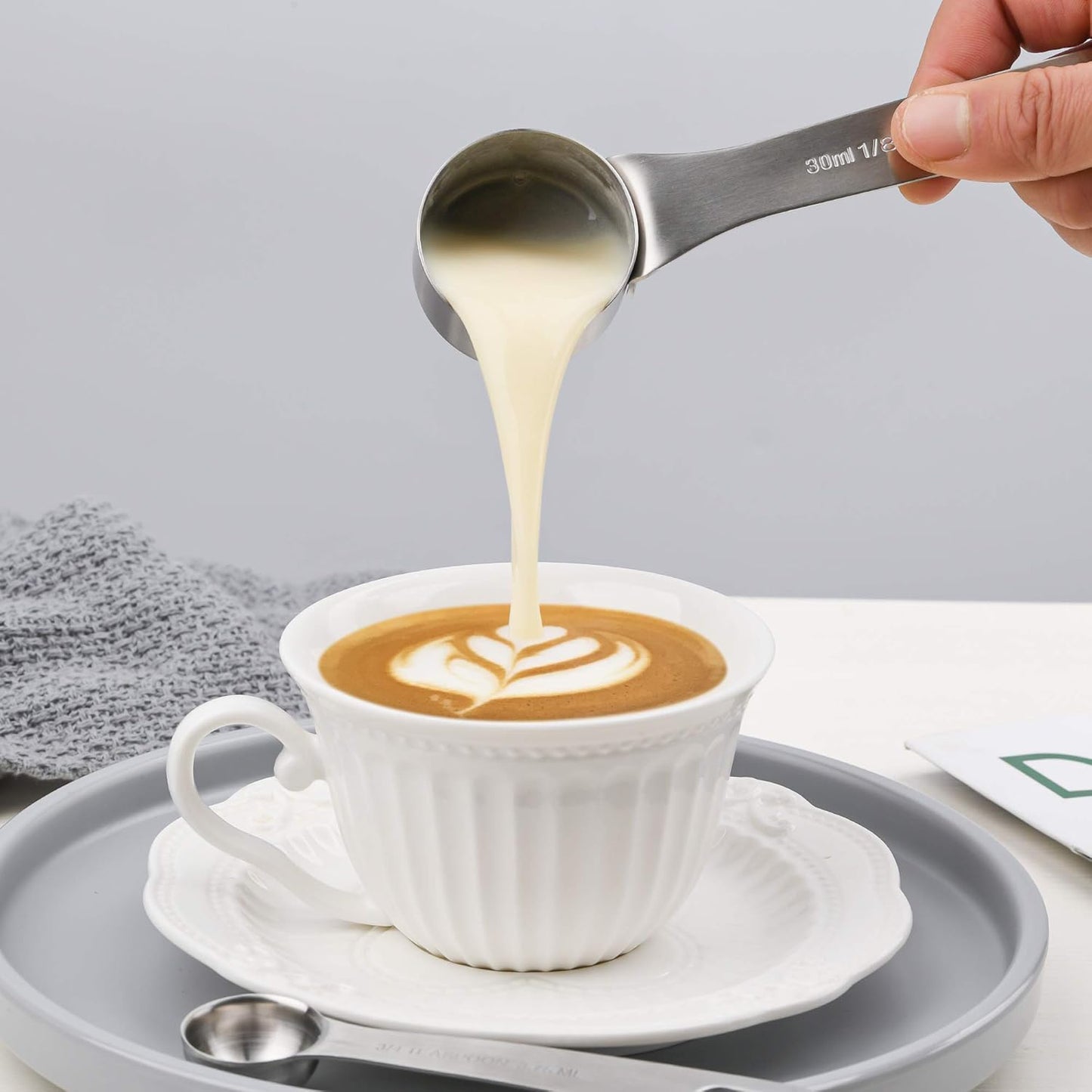 Measuring Cups and Spoons Set, 7 Stainless Steel Measuring Cups and 8 Measuring Spoons and 1 Measurer Ingredient Leveler and 1Magnetic Conversion Chart and 2 Rings(19pcs)