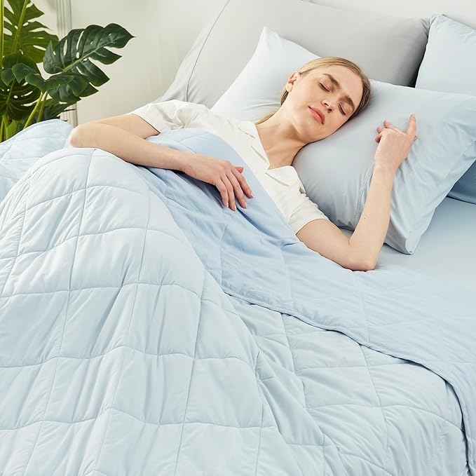 Cozy Bliss Cooling Blanket for Hot Sleepers, Q-Max 0.4 Cooling Comfort Queen Size, Cold Blankets for Night Sweats Sleeping, Ultra-Cool Lightweight Breathable Summer Blanket for Bed