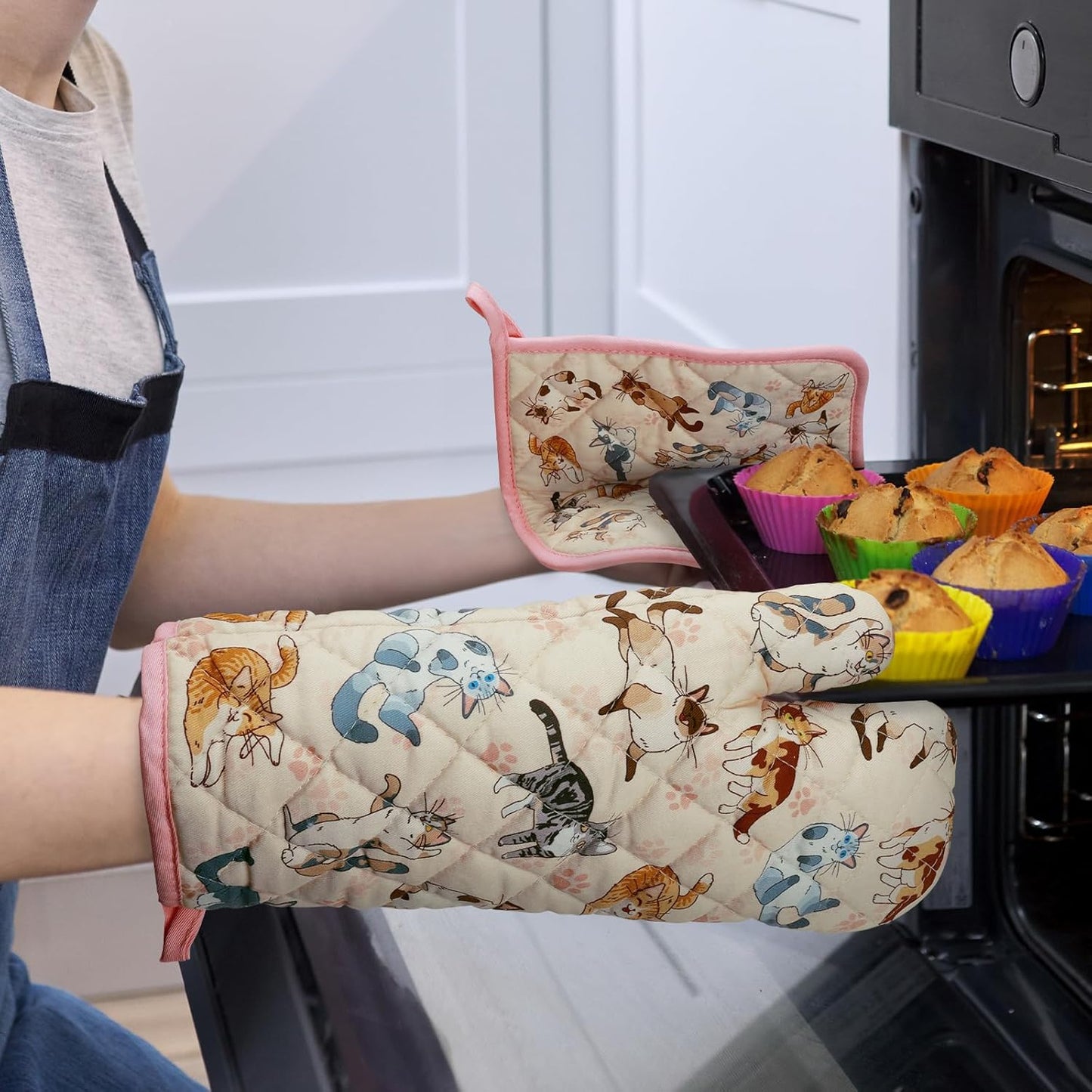 Cat Oven Mitts and Pot Holders Sets 4Pcs, 100% Cotton Heat Resistant, Extra Long Oven Gloves Potholder for Kitchen Cooking Baking Housewarming