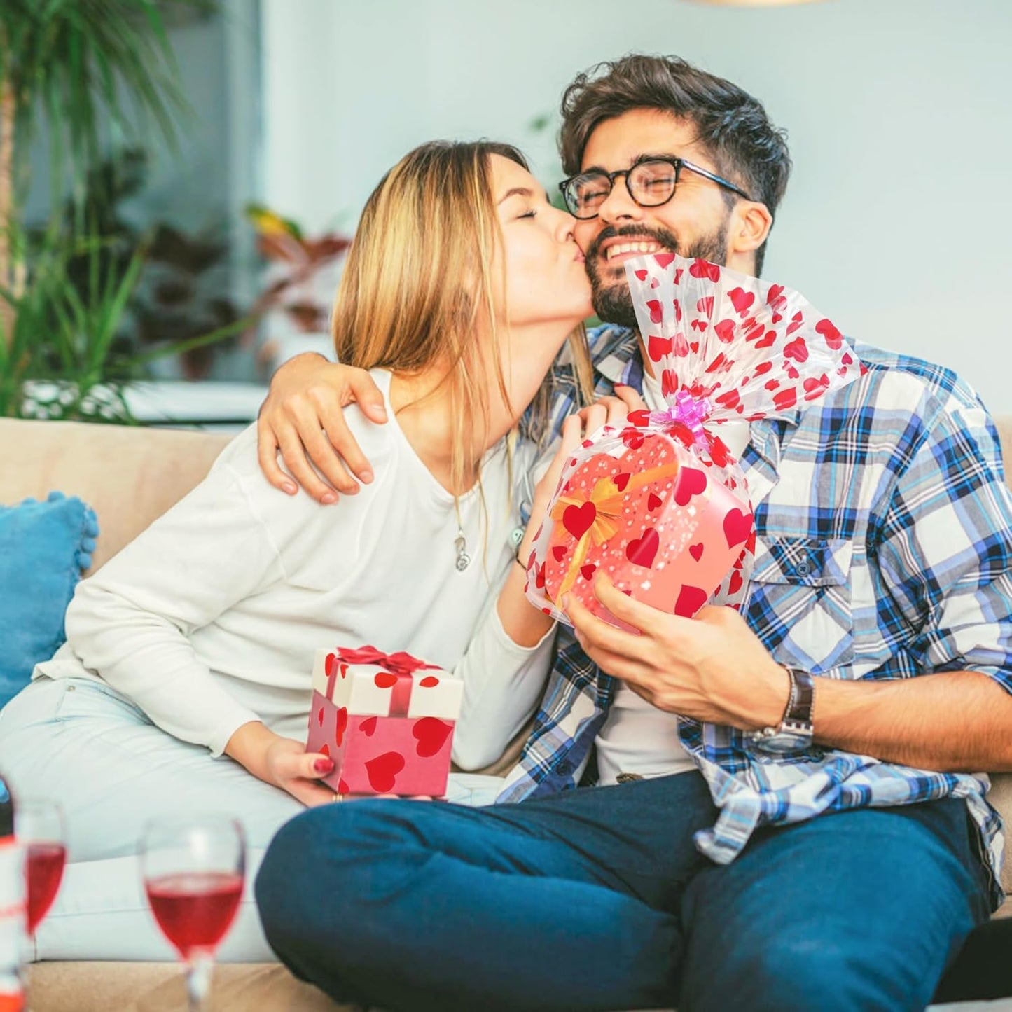 JOYIT 100ft Clear Cellophane Wrap Roll with Heart (17.5 in x 100 ft) - 3 Mil Thick Red Heart Cellophane Roll, Heart Cellophane Bags Large for Flower Gift Baskets Wrapping