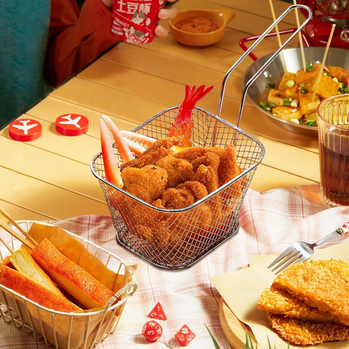 8 Pcs Mini Square Fry Baskets, 4.13×3.3×2.5inch Stainless Steel Fry Basket with Handle Steel French Fry Chip Basket French Fries Desk Food Presentation Mesh Basket Kitchen Cooking Tool