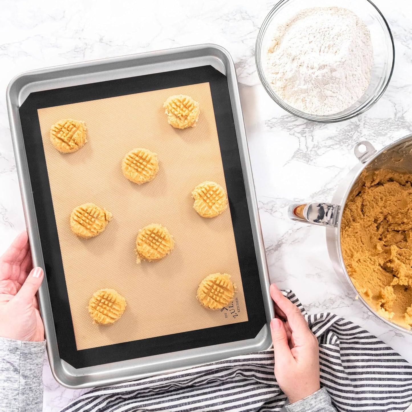 Zulay Kitchen Silicone Baking Mat Sheet Set - Reusable Baking Mat Nonstick - Half Sheet Baking Mat For Oven (Black, 3 Pack)