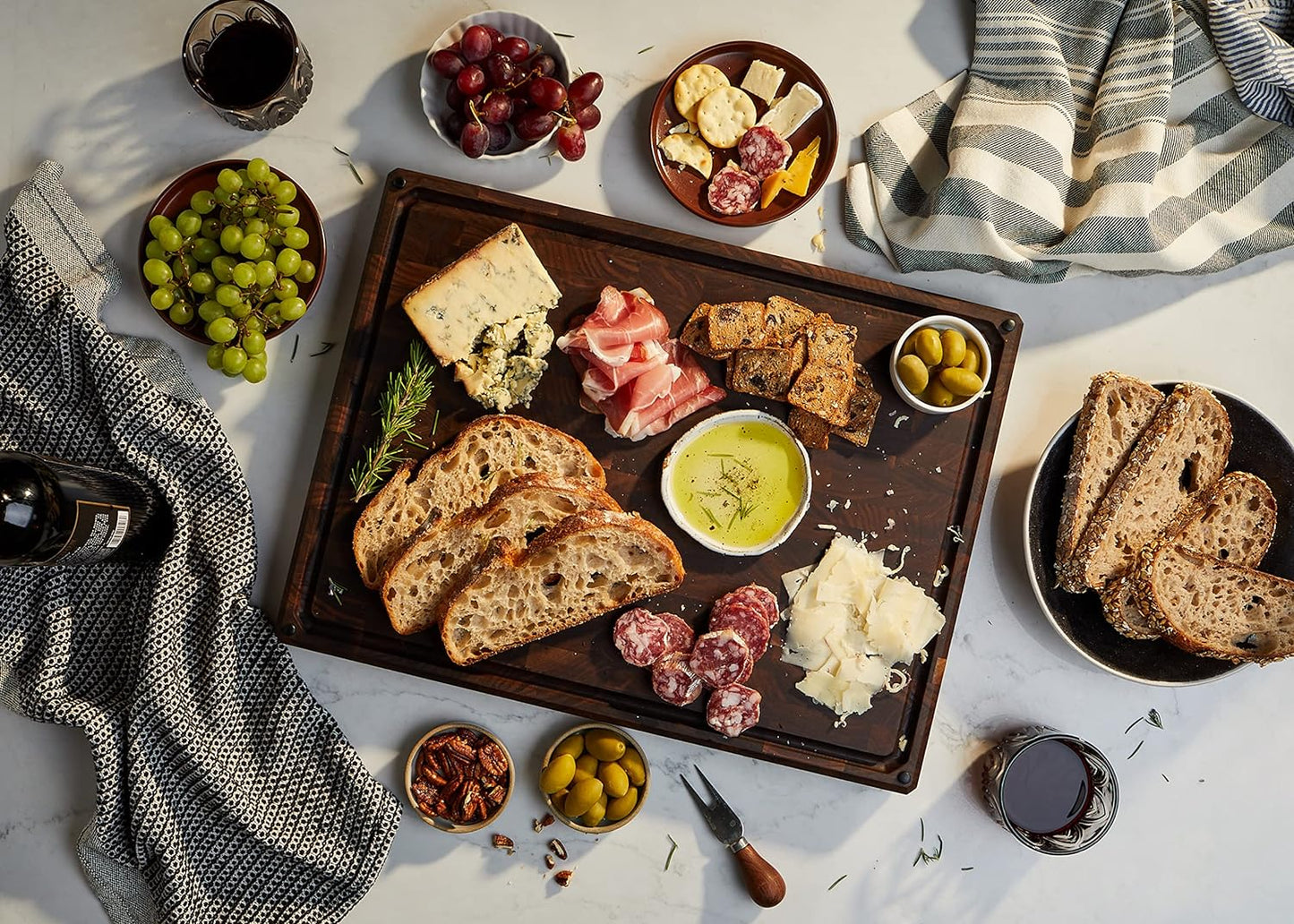 Sonder Los Angeles, Made in USA, Large Thick End Grain Walnut Wood Cutting Board with Non-Slip Feet, Juice Groove for Kitchen 20x15x1.5 in (Gift Box Included)