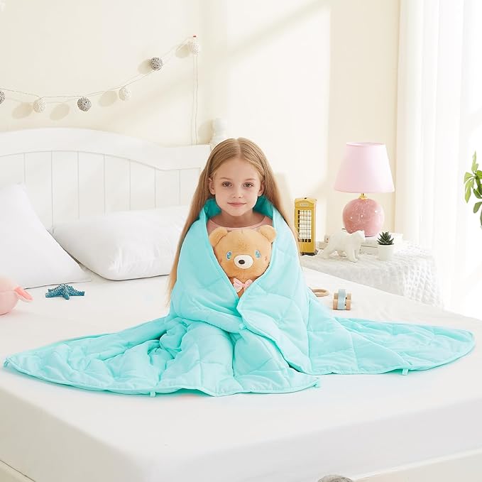 L'AGRATY Weighted Blanket - 36"x48" 3lbs Weighted Blanket Microfiber Material with Glass Beads Small Blanket for All-Season Summer Fall Winter Soft Thick Blanket