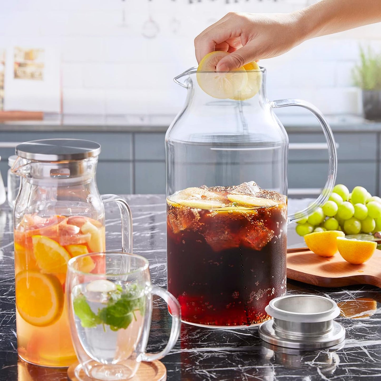 2.6 Liter 88 oz Glass Pitcher with Lid and Spout, Glass Water Carafe for Hot/Cold Water, Iced Tea Pitcher, Large Pitcher for Coffee, Juice and Homemade Beverage