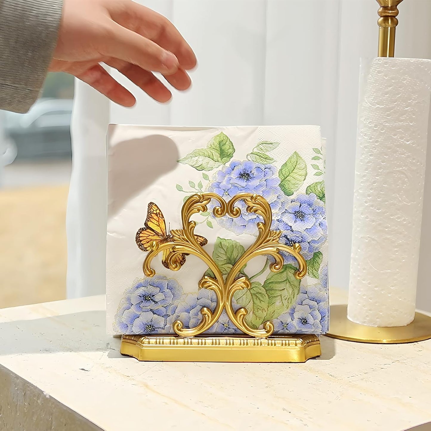 1 Gold Napkin Holder and 50 PCS Hydrangea Paper Napkins,Brass Napkin Holder,Classic combination and matching,Modern Dining Table Decor, Home Decor