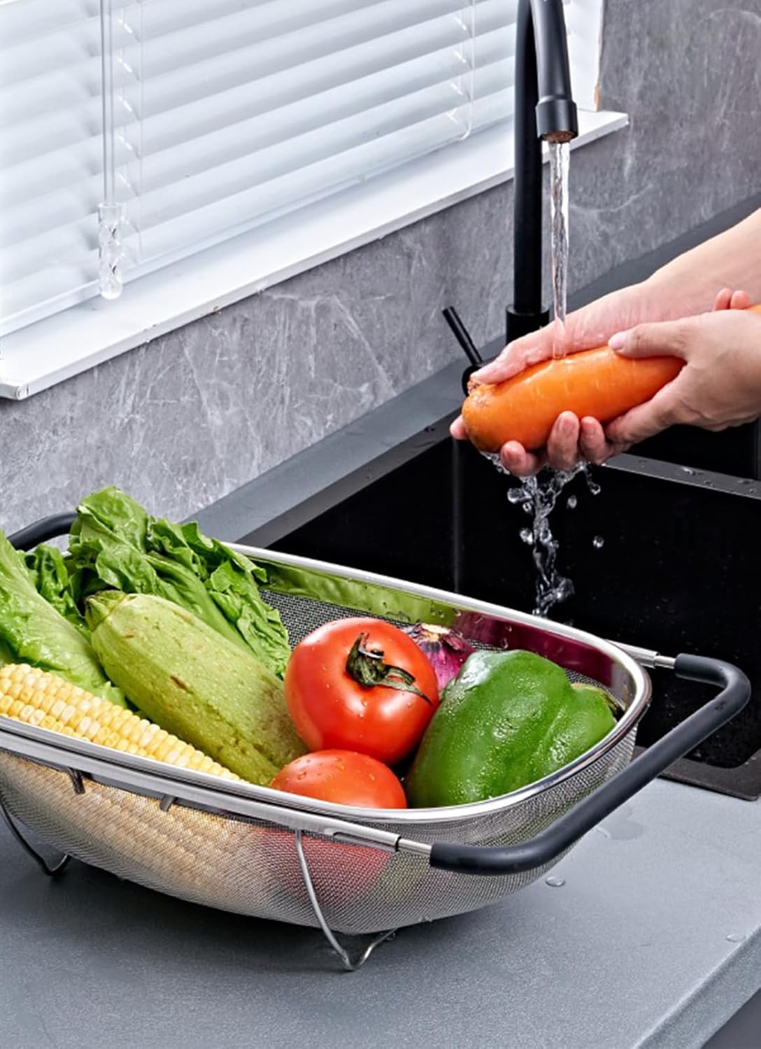 Fine Mesh Colander Over The Sink 6 Quart Stainless Steel Strainer Basket & Expandable Rubber Grip Handles - Strain, Drain, Rinse Fruits, Vegetables