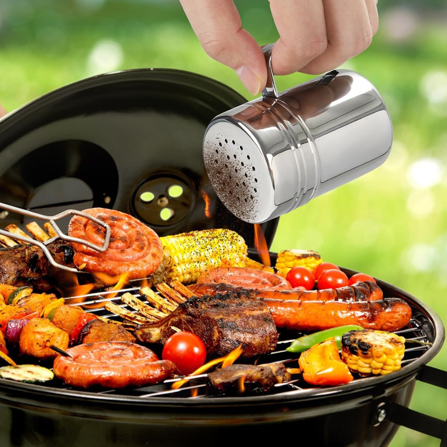 Accmor 2pcs Stainless Steel Dredge, Salt Pepper Dredge Shakers with Handle, Seasonings Spice Shakers with Lid, 6 Ounce