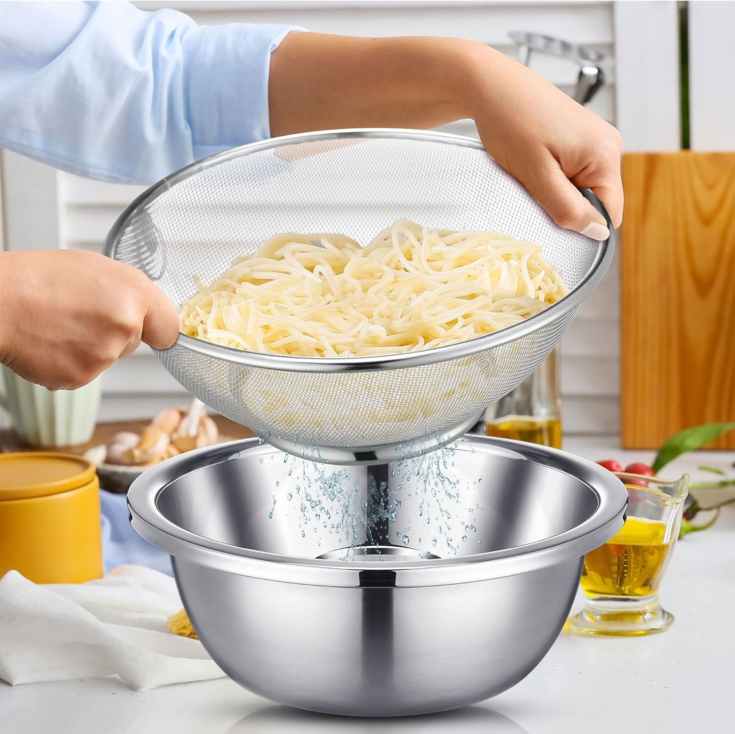 8 Pcs Stainless Steel Microporous Colander Set with 1.2qt 2qt 3qt 5qt Capacity Strainer with Metal Mixing Bowls, Fruit Cleaning Bowl with Strainer for Draining Pasta Vegetables Meat Kitchen