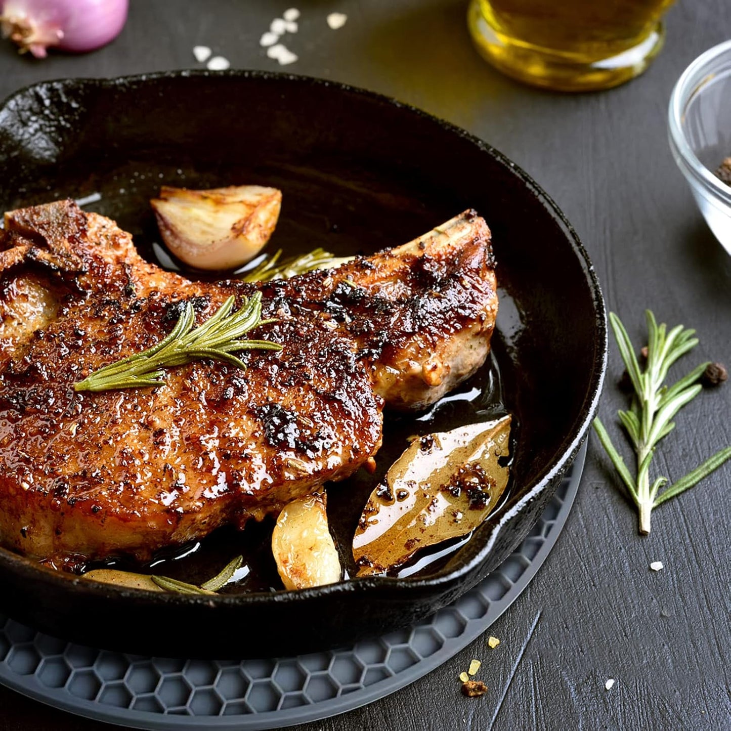 4 in 1, KooMall Trivets for Hot Dishes Pots and Pans & Multi-Purpose Microwave Mat, Silicone Hot Pads for Kitchen Counter, Quartz Countertop Hot Plates Protectors, Heat Resistant, Gray 12'' 10'' 7''