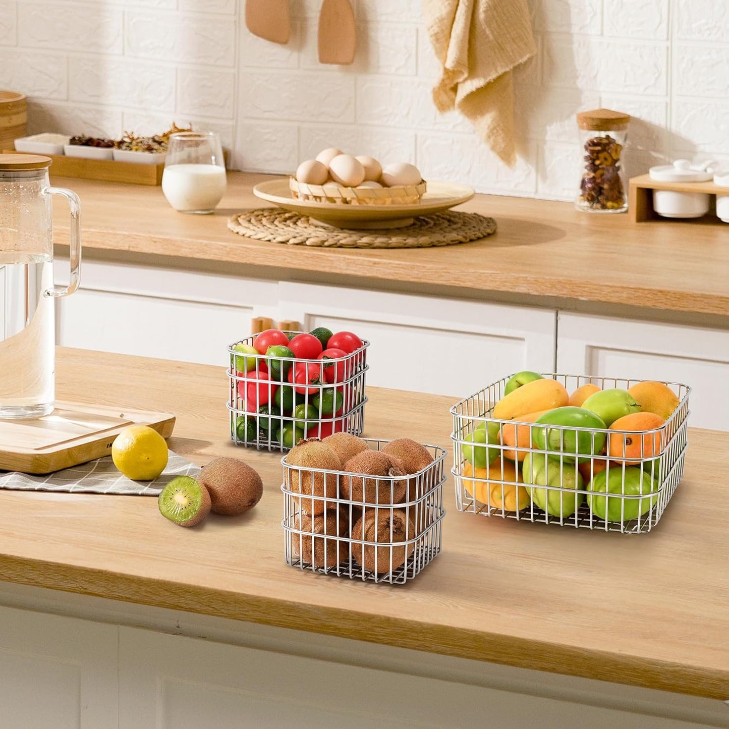 304Stainless Steel Wire Mesh Fruit Basket Colander, 3.5L Countertop Storage Organizer for Fruits, Vegetables, Snacks.7.48x 7.48x 3.94 in (19cm,Rounded Square)
