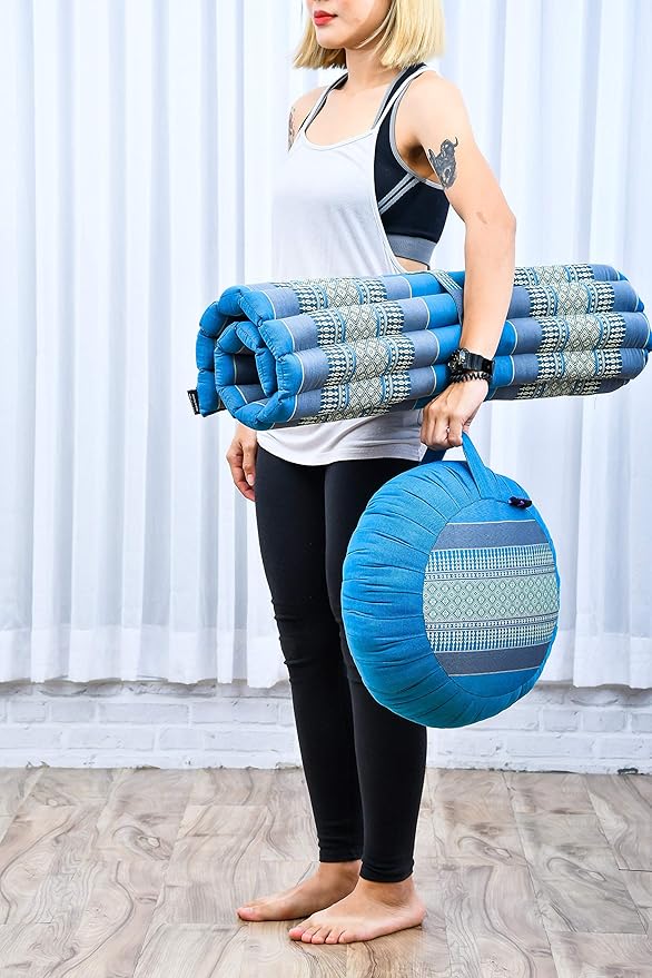 Leewadee Zabuton Seating Cushion – Square Floor Seat for Meditation Exercises, Light Yoga Mat Filled with Kapok