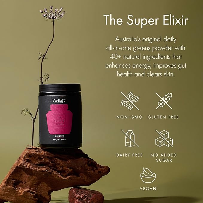 WelleCo The Super Elixir Daily Greens Powder, Probiotic Drink Mix with Whole Foods, Gluten Free, Vegan Gut Health Powder, Energy, Immunity, Healthy Skin, Hair & Nails (300g, Mixed Berry)