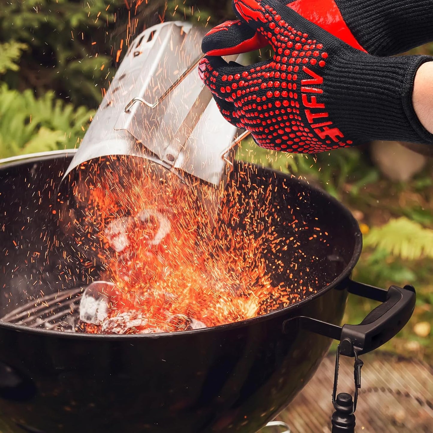 BBQ Gloves, Oven Gloves, 1472°F Extreme Heat Resistant Barbecue Gloves, Silicone Non-Slip Oven Mitts, Kitchen for Cooking, Grilling, and Baking (Red)