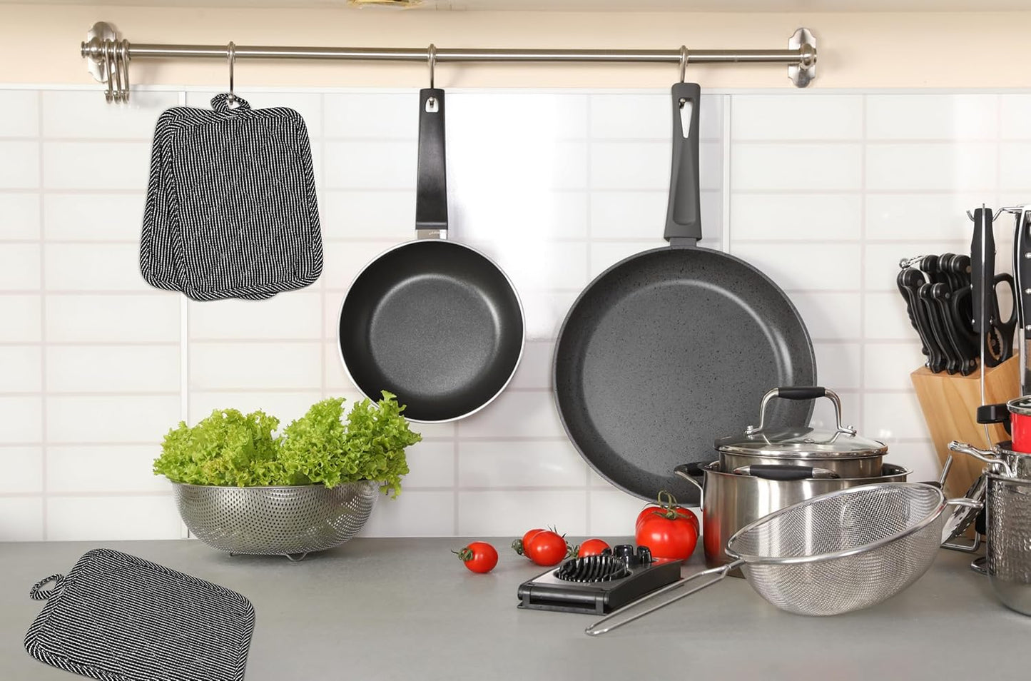 American Linen Pot Holders, Hot Pads, Table Pads for Kitchen and Dining Table, Non Slip Heat Resistant Hot Pot Holder (Beige, 4 Pack)