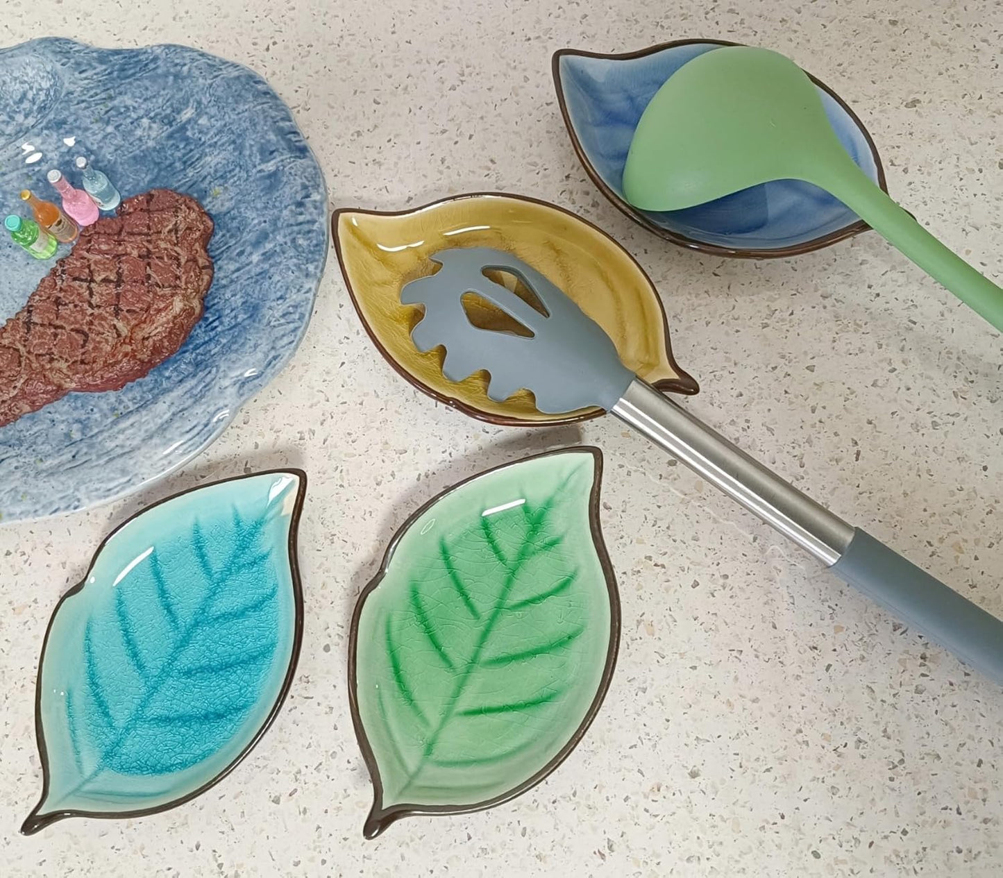 Ceramic Spoon Rest for Stove Top, Ice Cracks Leaf Cute Spoon Rest for Kitchen Counter, Cooking Spoon Holder for Kitchen Counter, Utensil Rest Spatula Rest Ladle Holder Tong Rest, 1 PC (A, Emerald)