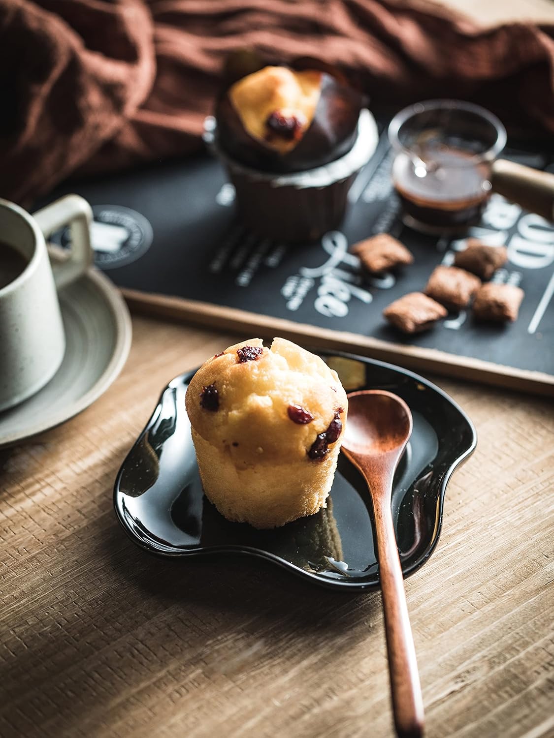 Spoon Holder, Porcelain Spoon Rest with Deep Drip Tray for Kitchen Counter, for Multiple Utensils, Heat-Resistant, Cute Spoon Rest for Spoons, Ladles, Tongs and etc, Black, Ruffled Edge,5.12"