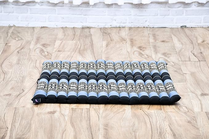 Leewadee Zabuton Seating Cushion – Square Floor Seat for Meditation Exercises, Light Yoga Mat Filled with Kapok