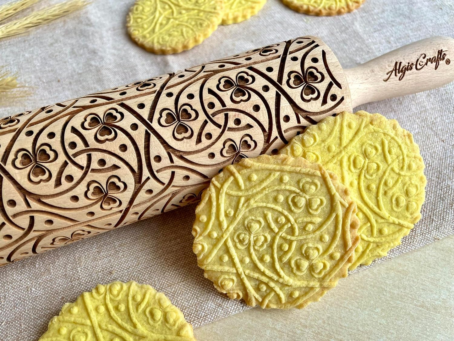 IRISH CLOVER KNOT Embossing Rolling Pin. Dough Roller with Shamrock Pattern for Homemade Cookies and Pottery by Algis Crafts